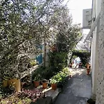 Vakantiehuis House By The Sea *