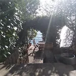Vakantiehuis House By The Sea Podaca